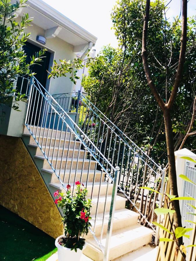 Casa Fiorita Bed & Breakfast Vieste Bagian luar foto